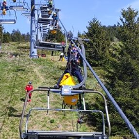 With EU support, an additional 40 Mountain Rescue Service Serbia rescuers trained for cable car rescue